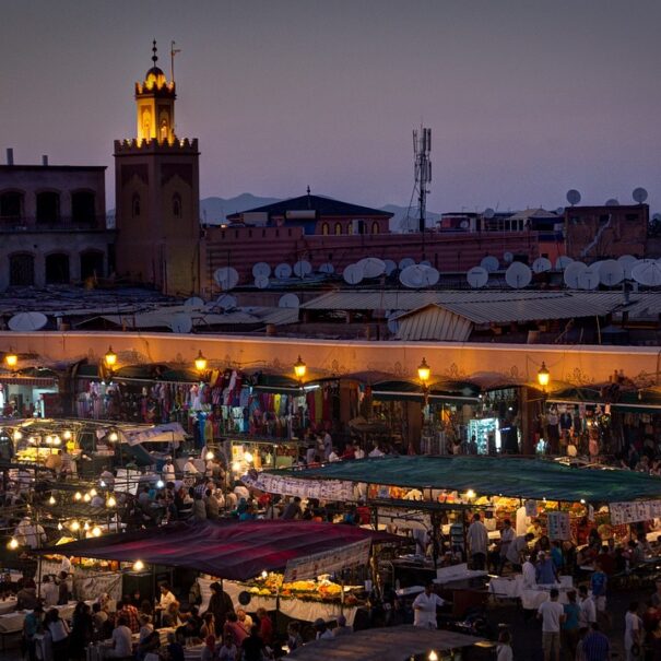 Tour cultural de 16 días desde Marrakech