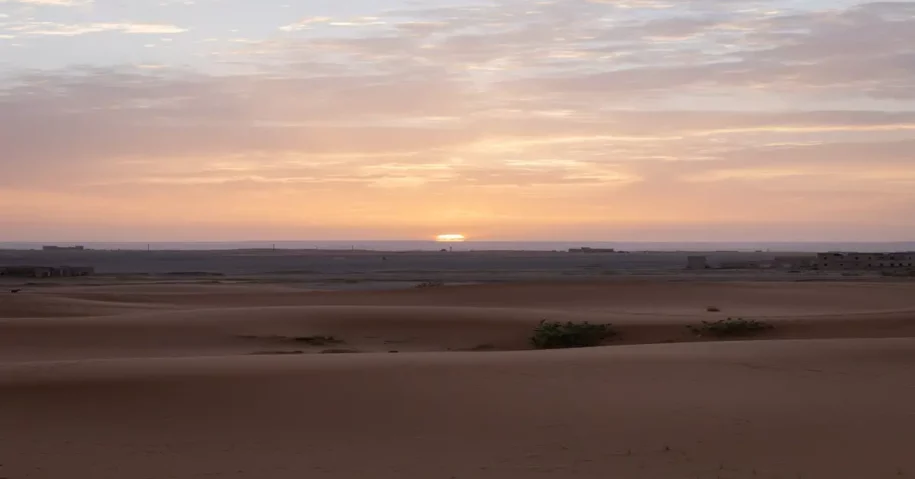 Campeggio nel deserto del Sahara